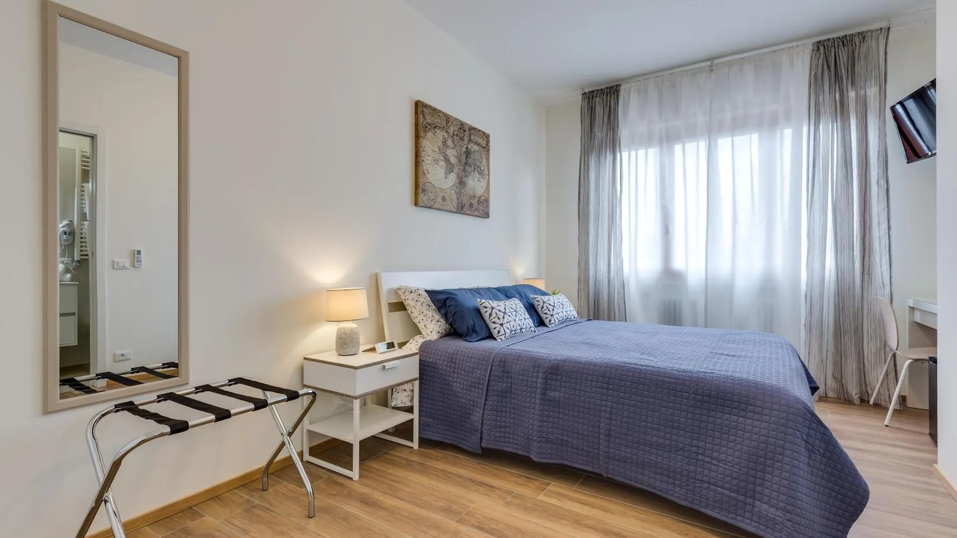 Rooms Vidar Train Station Venice