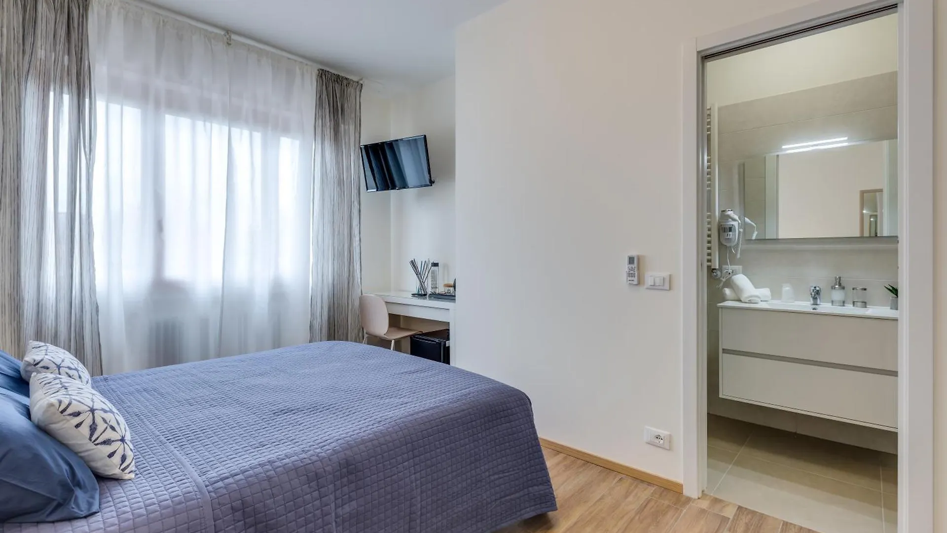 Rooms Vidar Train Station Venice Guest house
