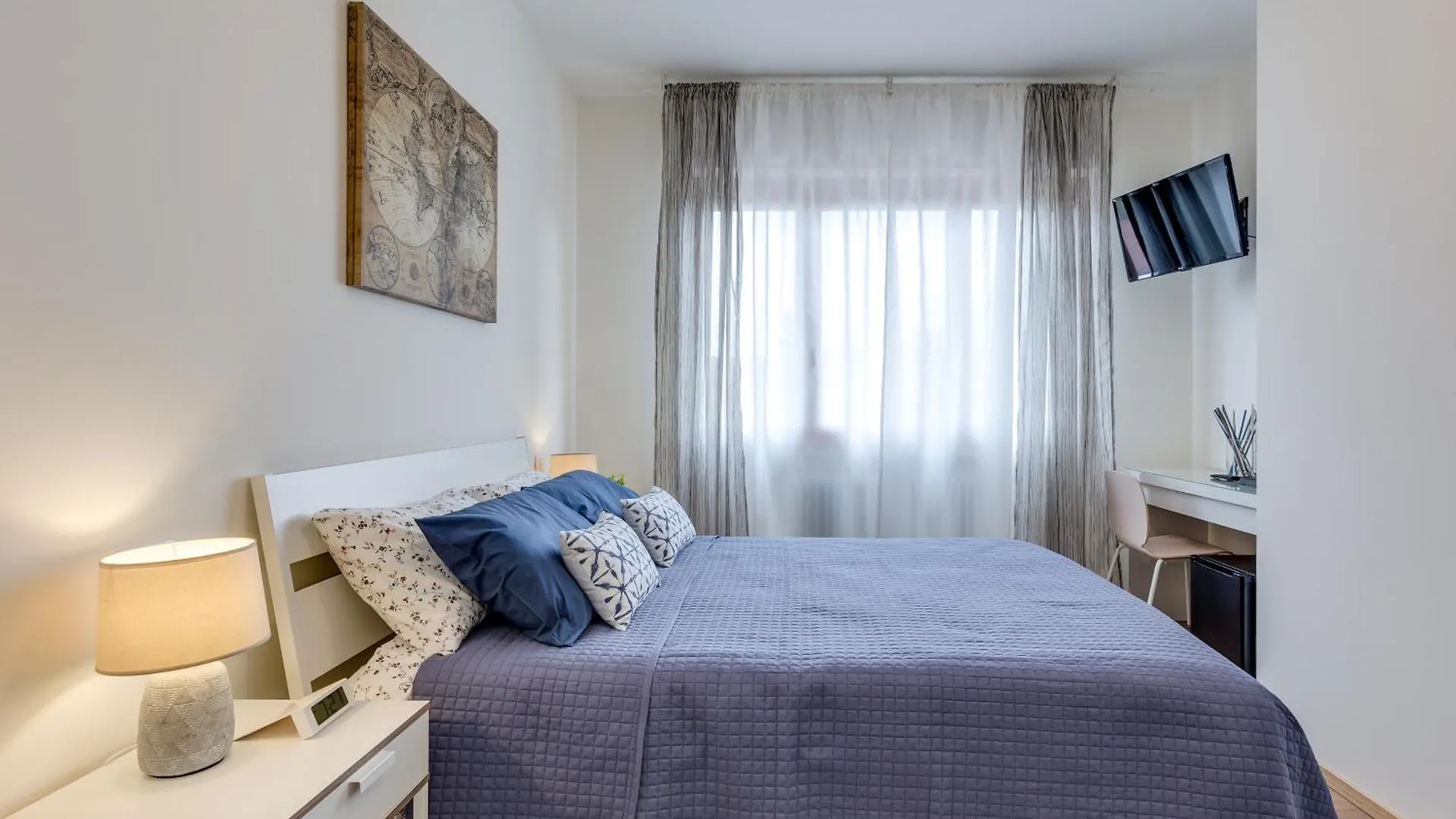 Rooms Vidar Train Station Venice